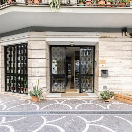 Marconi White Flower House Apartman