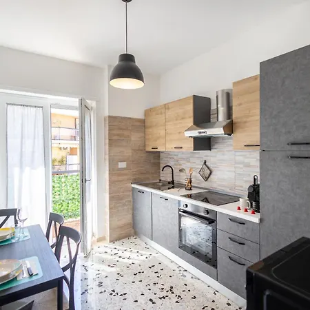 Marconi White Flower House Apartman Róma