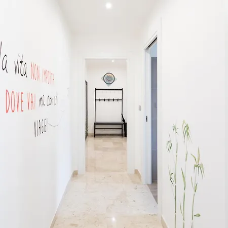 Marconi White Flower House Apartman *